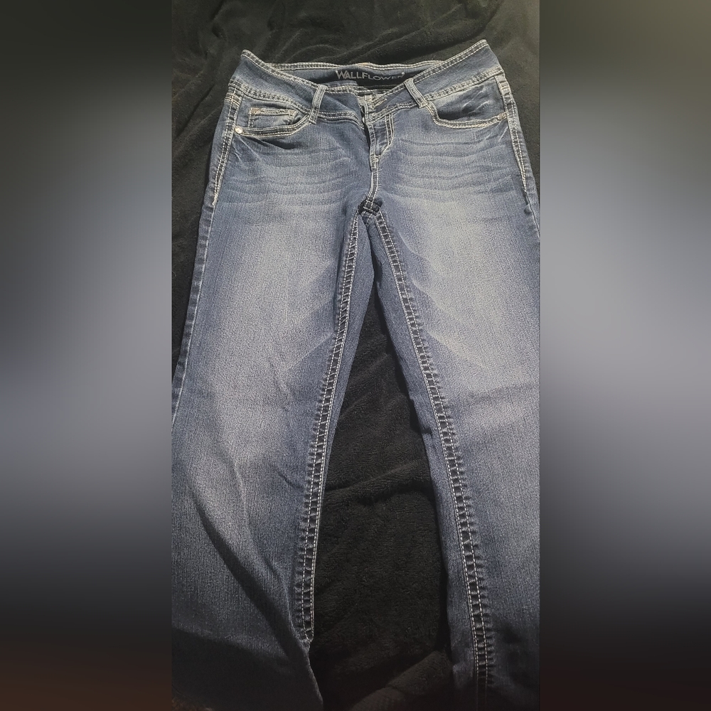 Wallflower jeans
